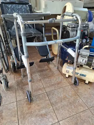 Adjustable Walk Invalid Front For Adults With Wheels