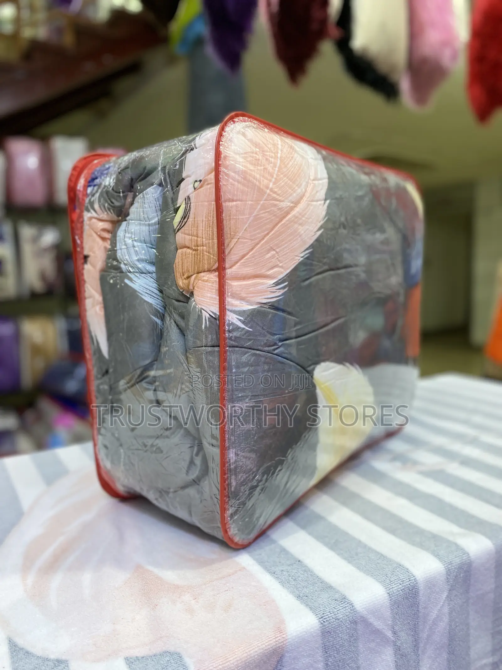 4by6 and 5by6 Bedcover With 2 Pillowcases and 1 Bedsheet