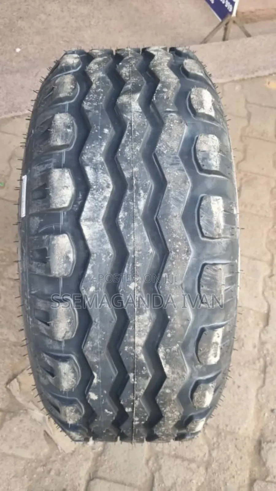 12.5/80r15.3 Tractor Trailer Tyres