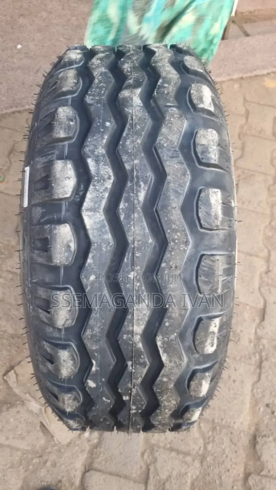 12.5/80r15.3 Tractor Trailer Tyres