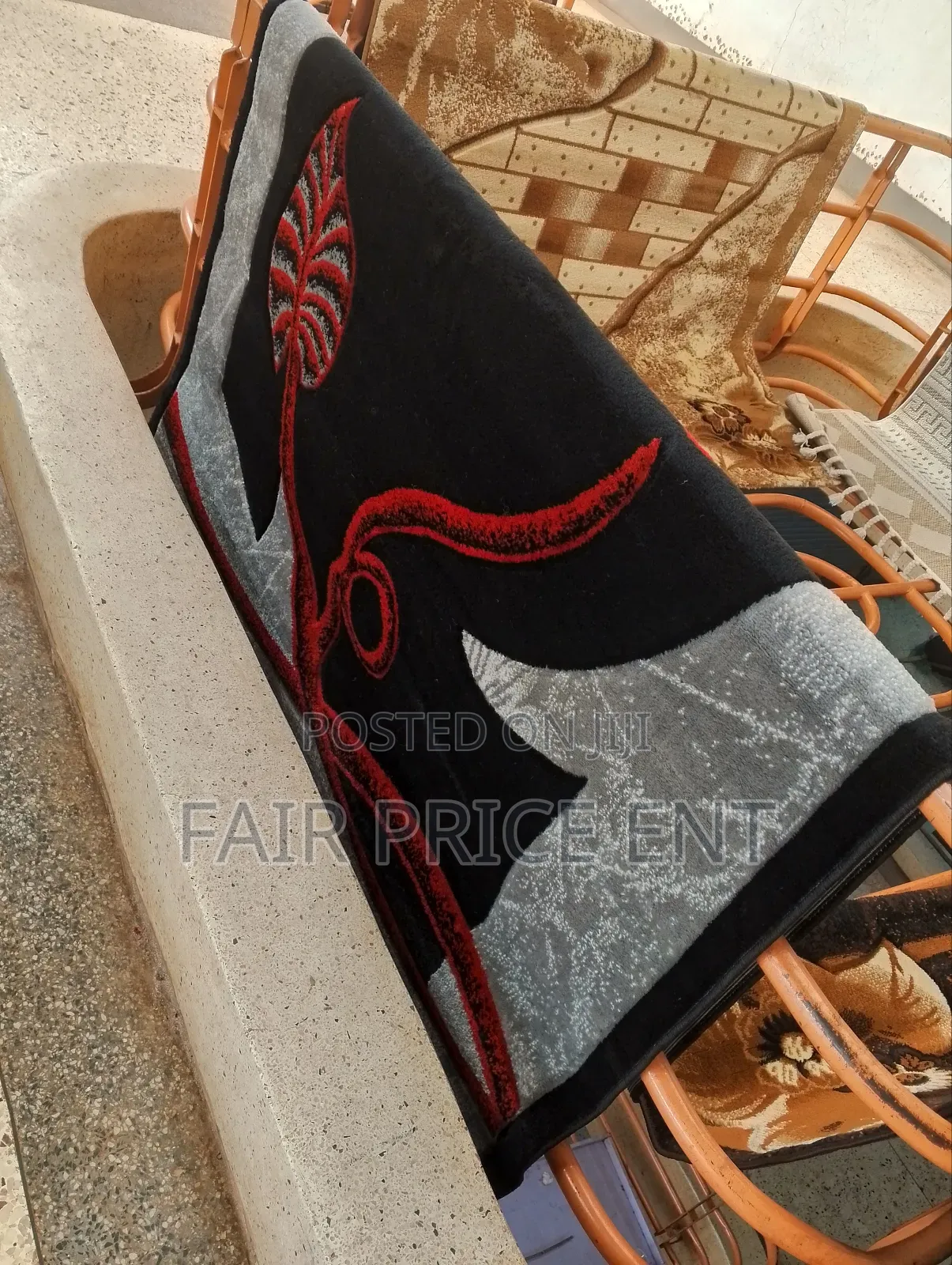 VIP Modern Carpets. Large. 2x3metres. ( Black)