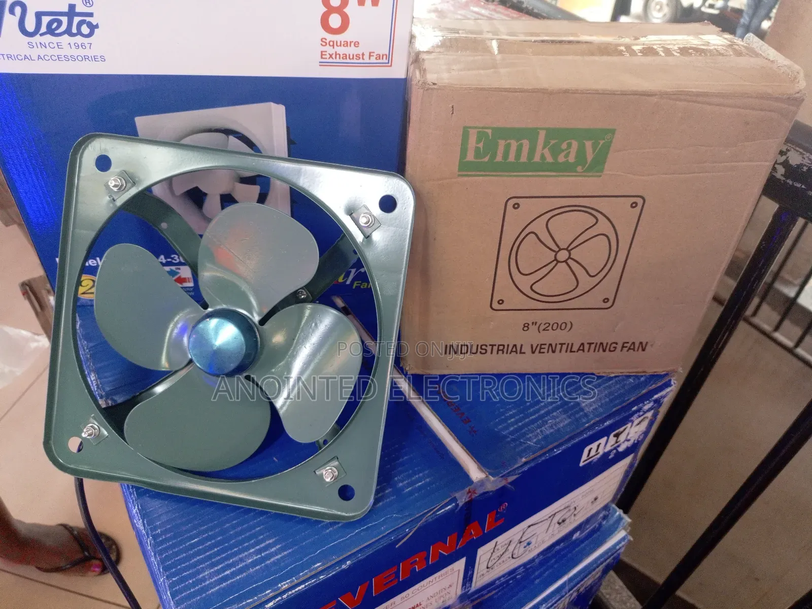 Emaky Ventilating Fan