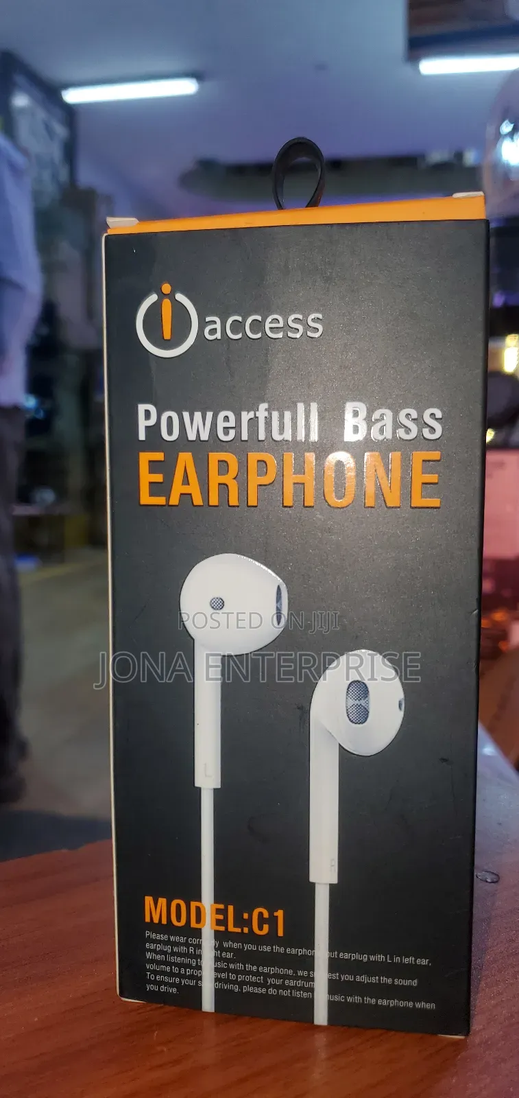 Iccess Powerful Bass Earphone