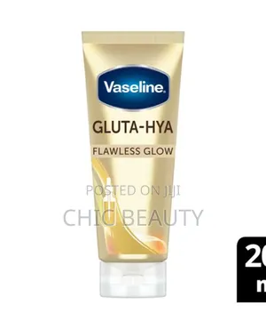 Vaseline Gluta Hya Flawless Glow 300ml