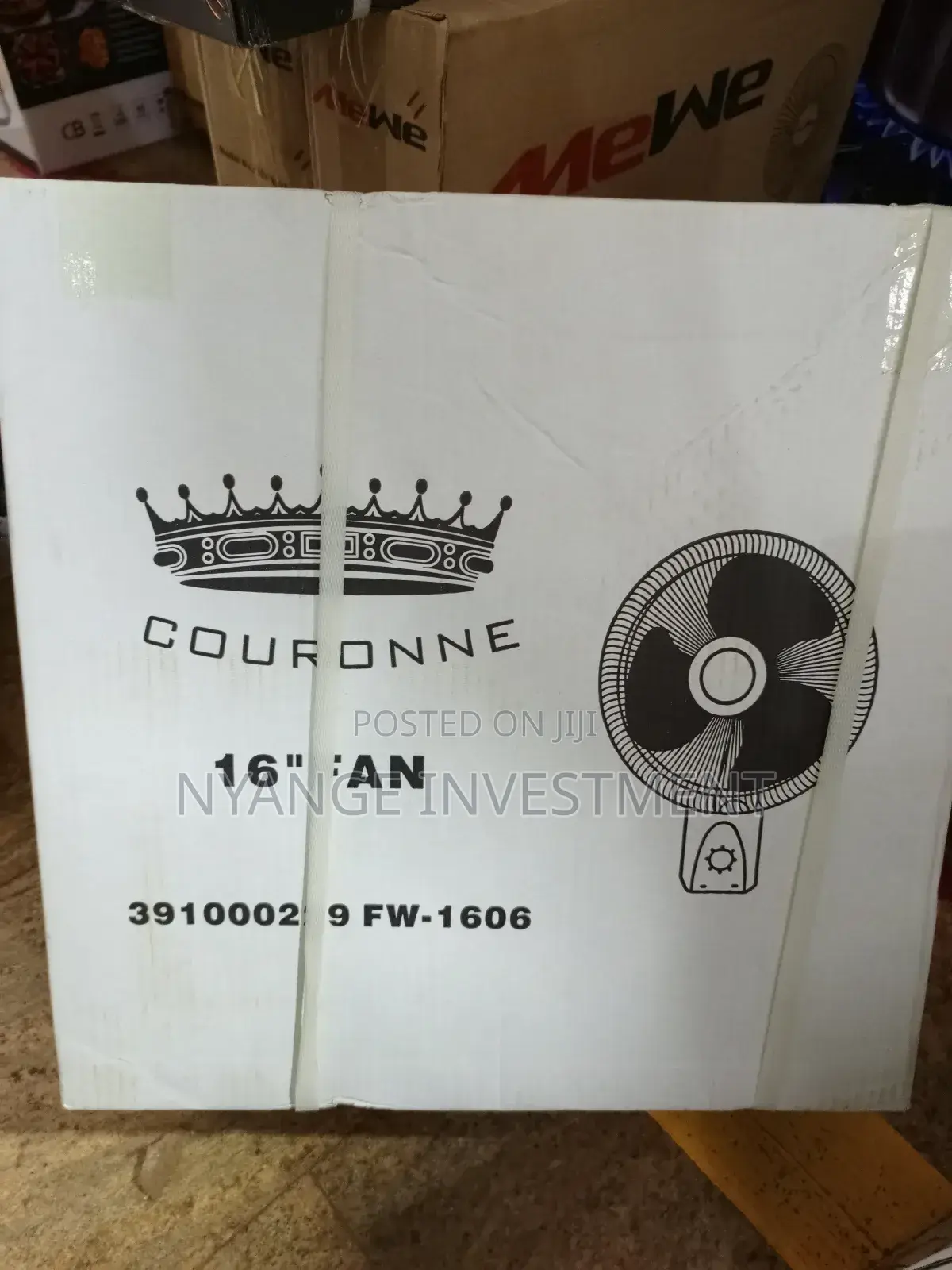 Wall Fan. Couronne Wall Fan With 16 Inches