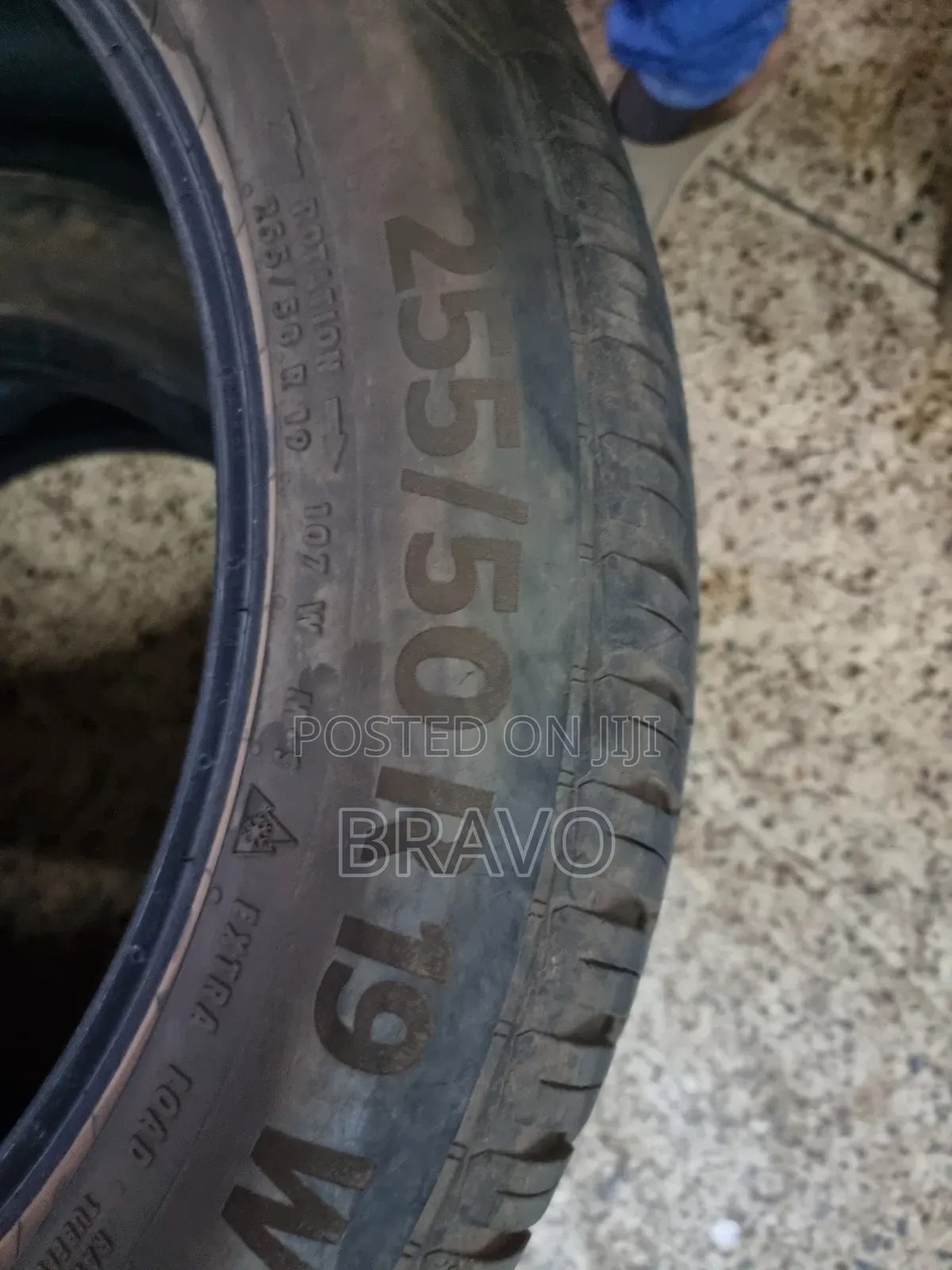 255/50r19 Continental Tyres Good Condition.