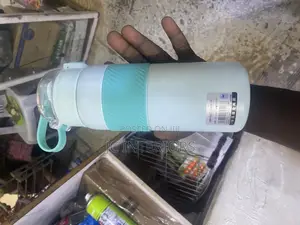 Simple Water Bottle