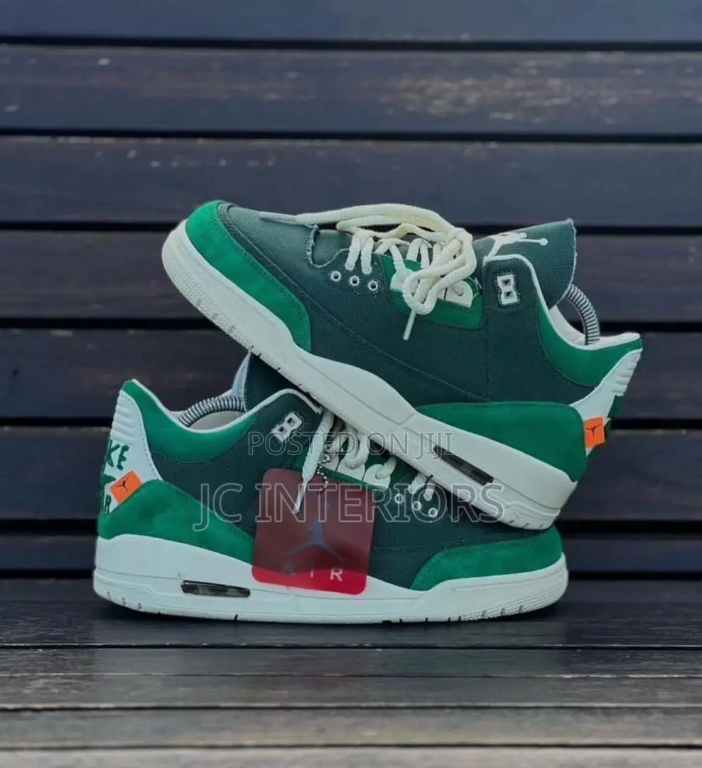 Green Classic Sneakers