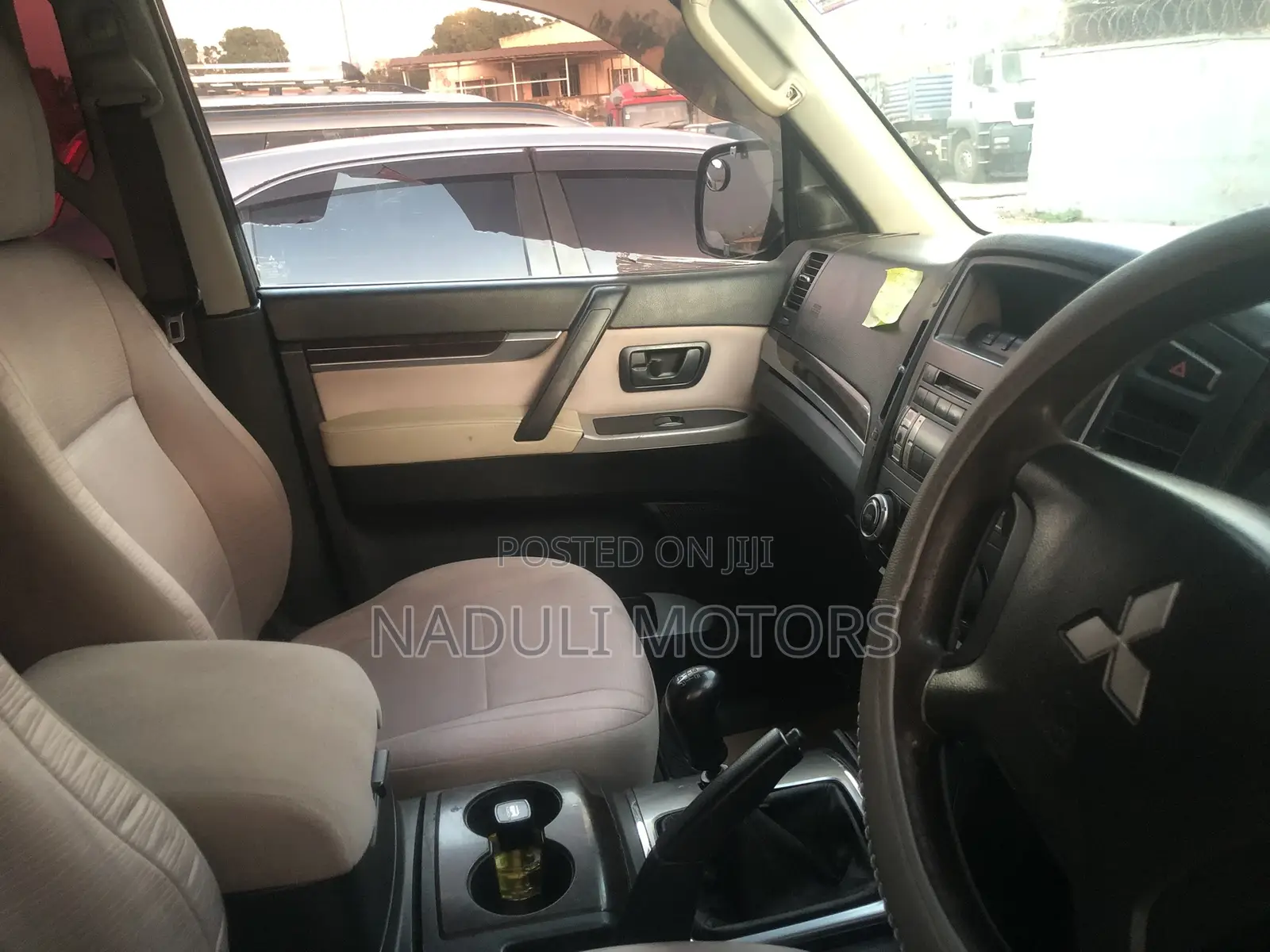 Mitsubishi Pajero 2009 Gray