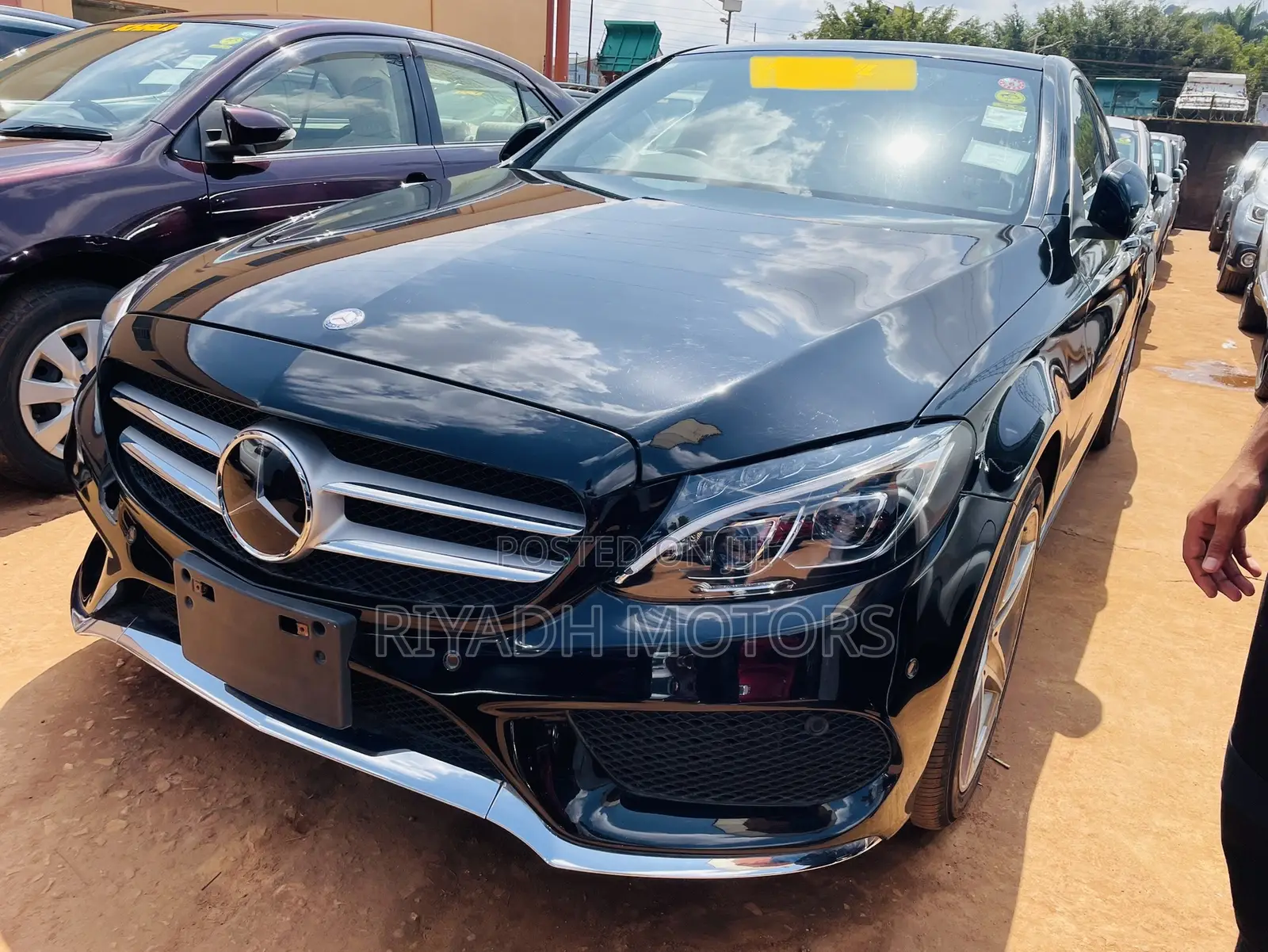 Mercedes-Benz C220 2016 Black