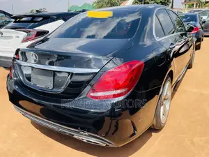 Mercedes-Benz C220 2016 Black