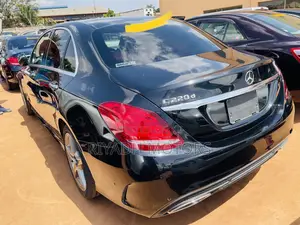 Mercedes-Benz C220 2016 Black
