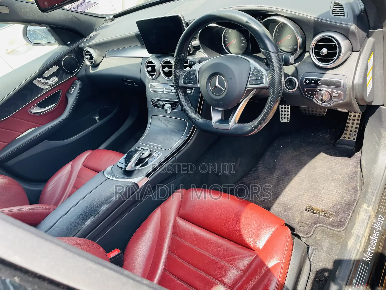 Mercedes-Benz C220 2016 Black