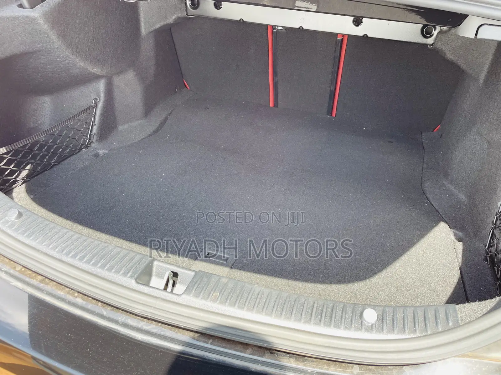 Mercedes-Benz C220 2016 Black