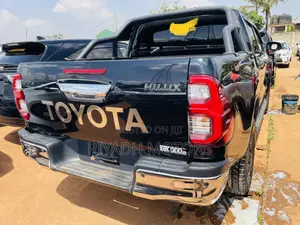 Toyota Hilux 2.8 Diesel 2020 Black