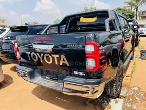 Toyota Hilux 2.8 Diesel 2020 Black