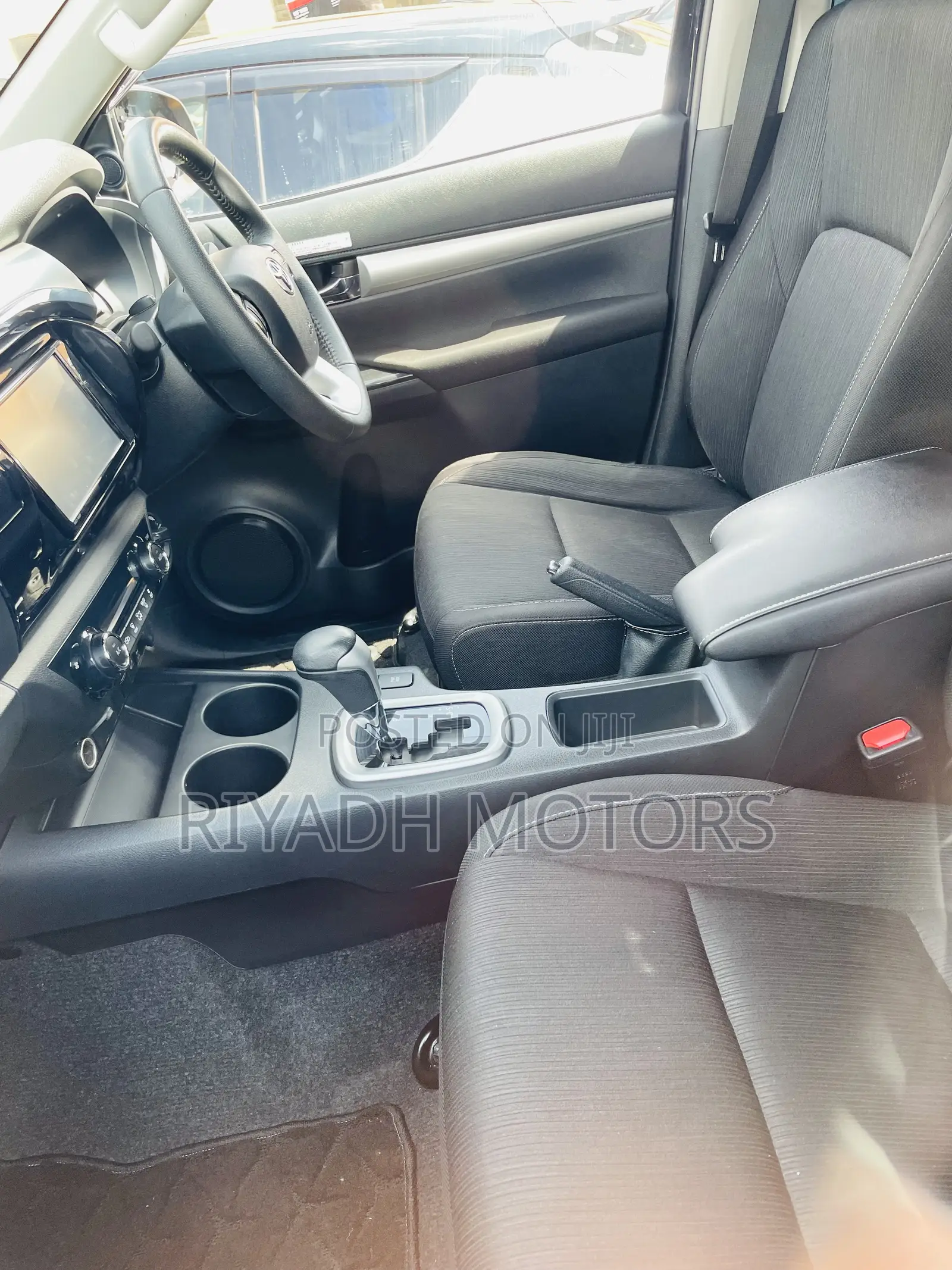 Toyota Hilux 2.8 Diesel 2020 Black