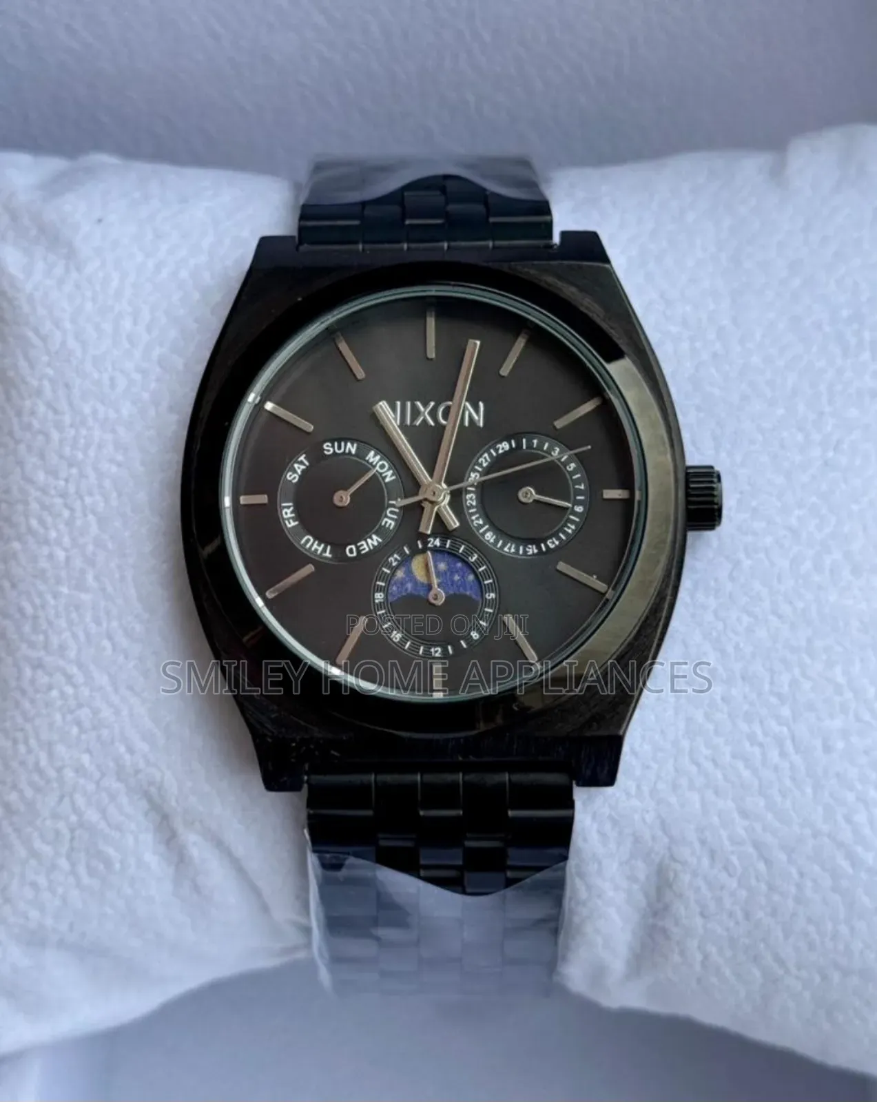 Nixon Men's Classy Analog Watch Matte Black