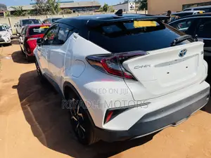 Toyota C-HR 2017 White