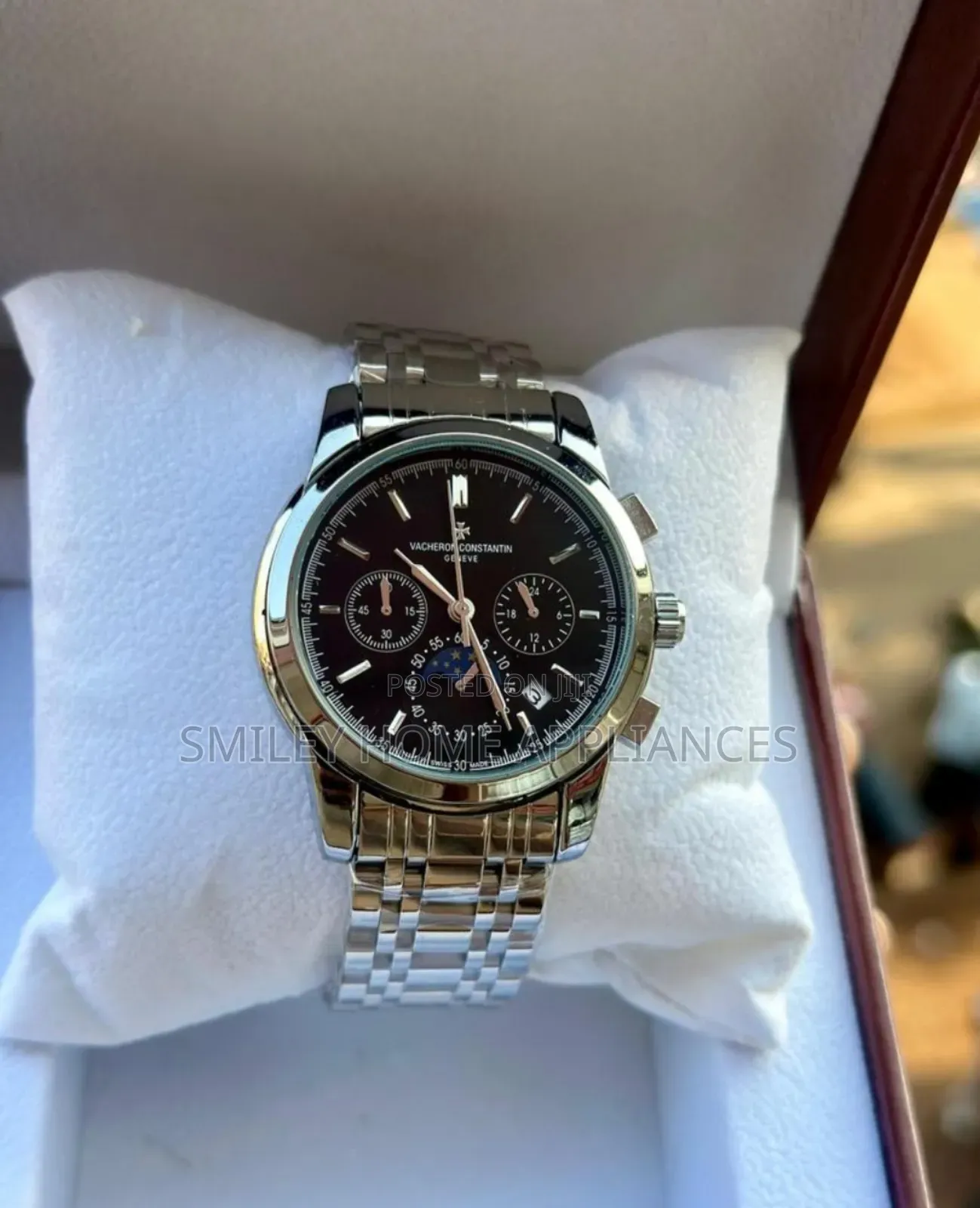 Vacheron Constantin Classy Analog Watch Silver Black
