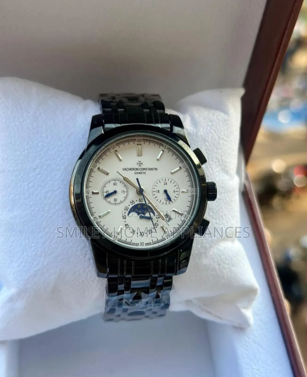 Vacheron Constantin Classy Analog Watch Matte Black