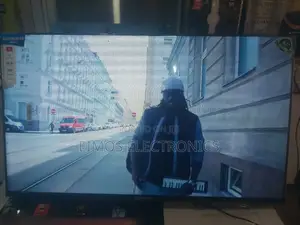 43" Global Star Smart Tv Frameless
