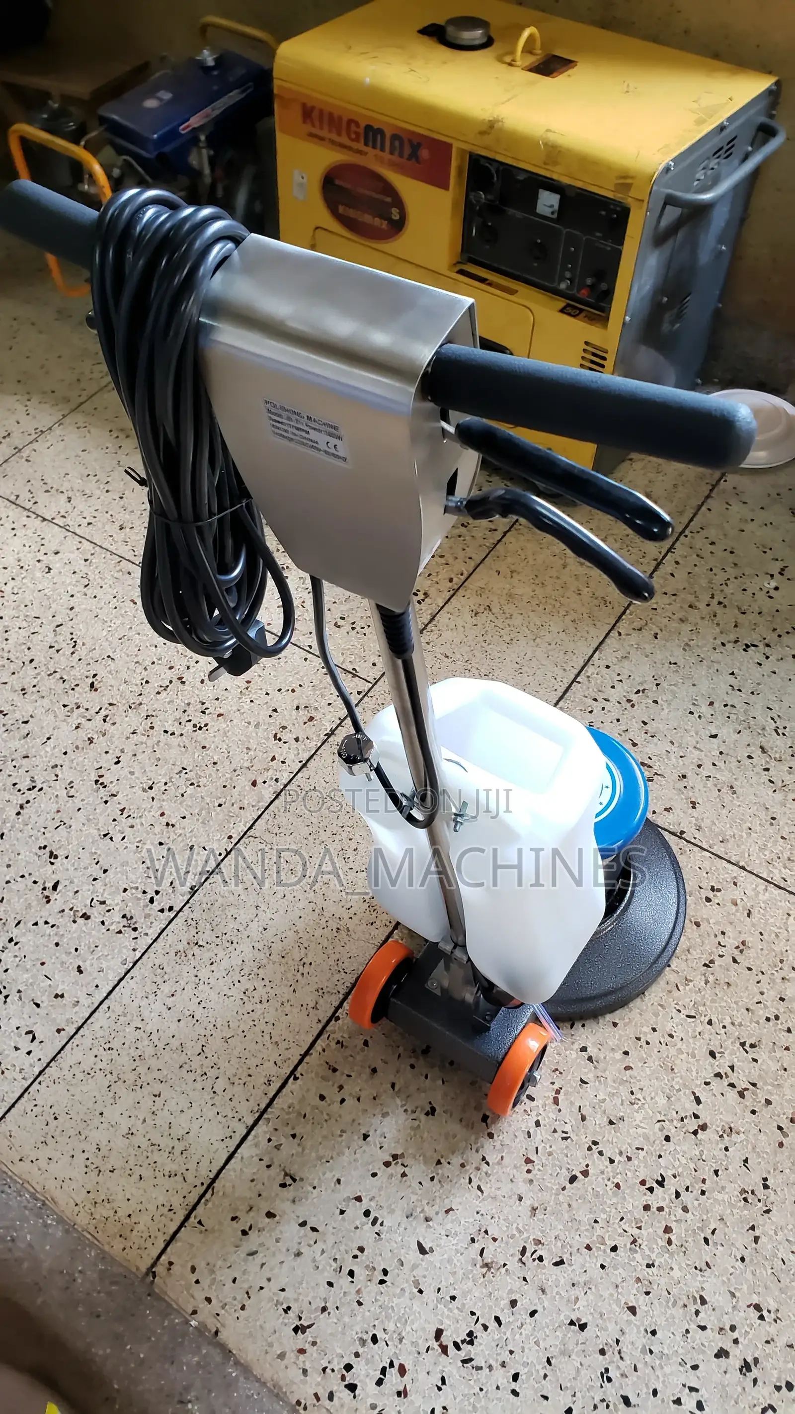Floor Scrubber Machine
