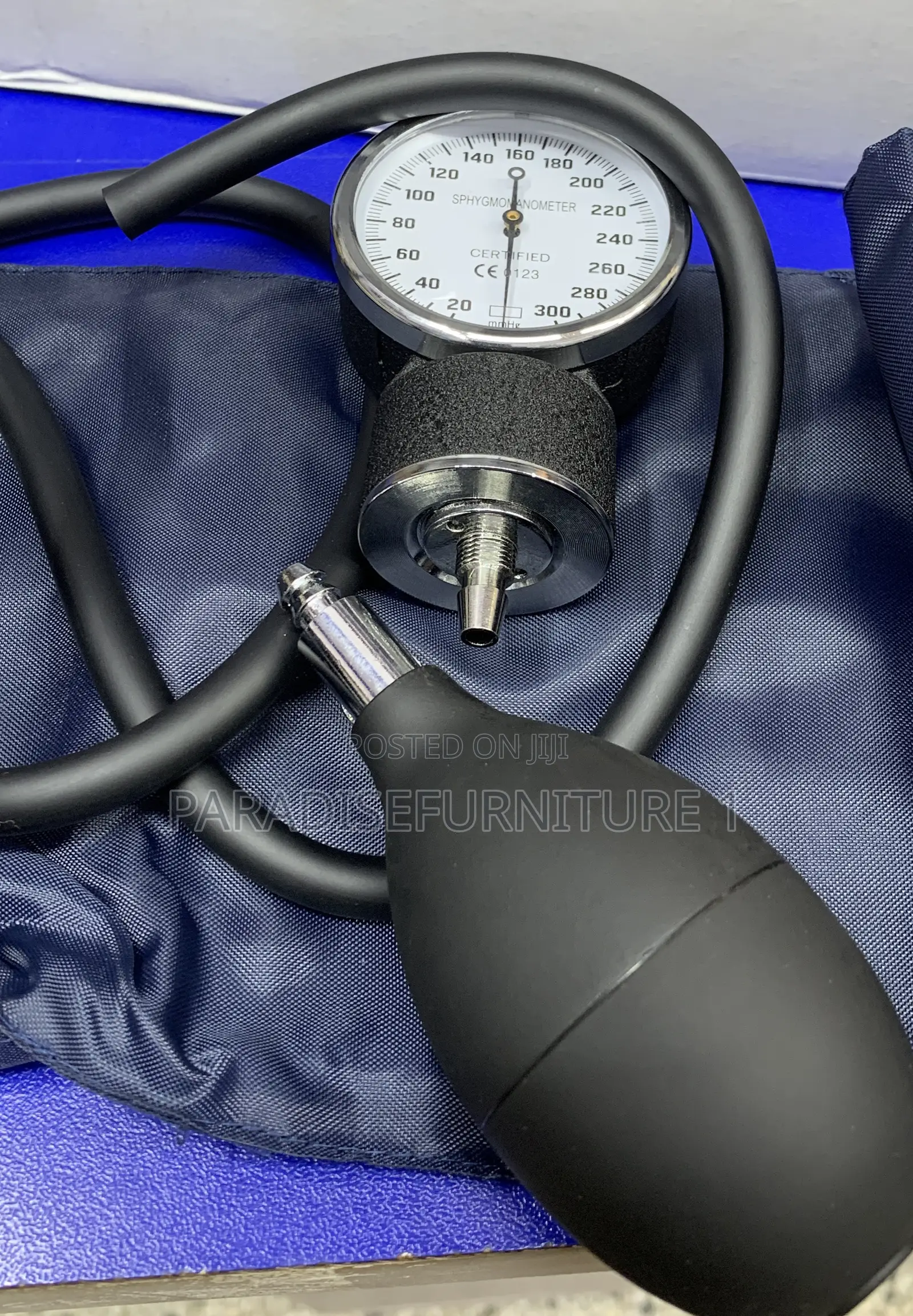 Aneroid Sphygmomanometer