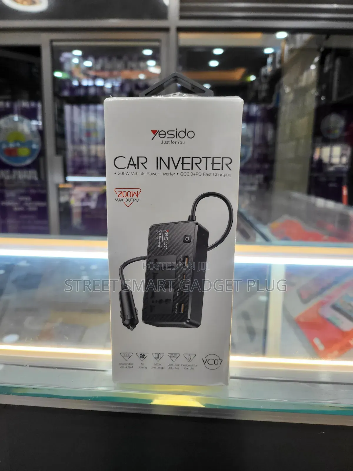 Yesido 200watts Car Invertor VC07