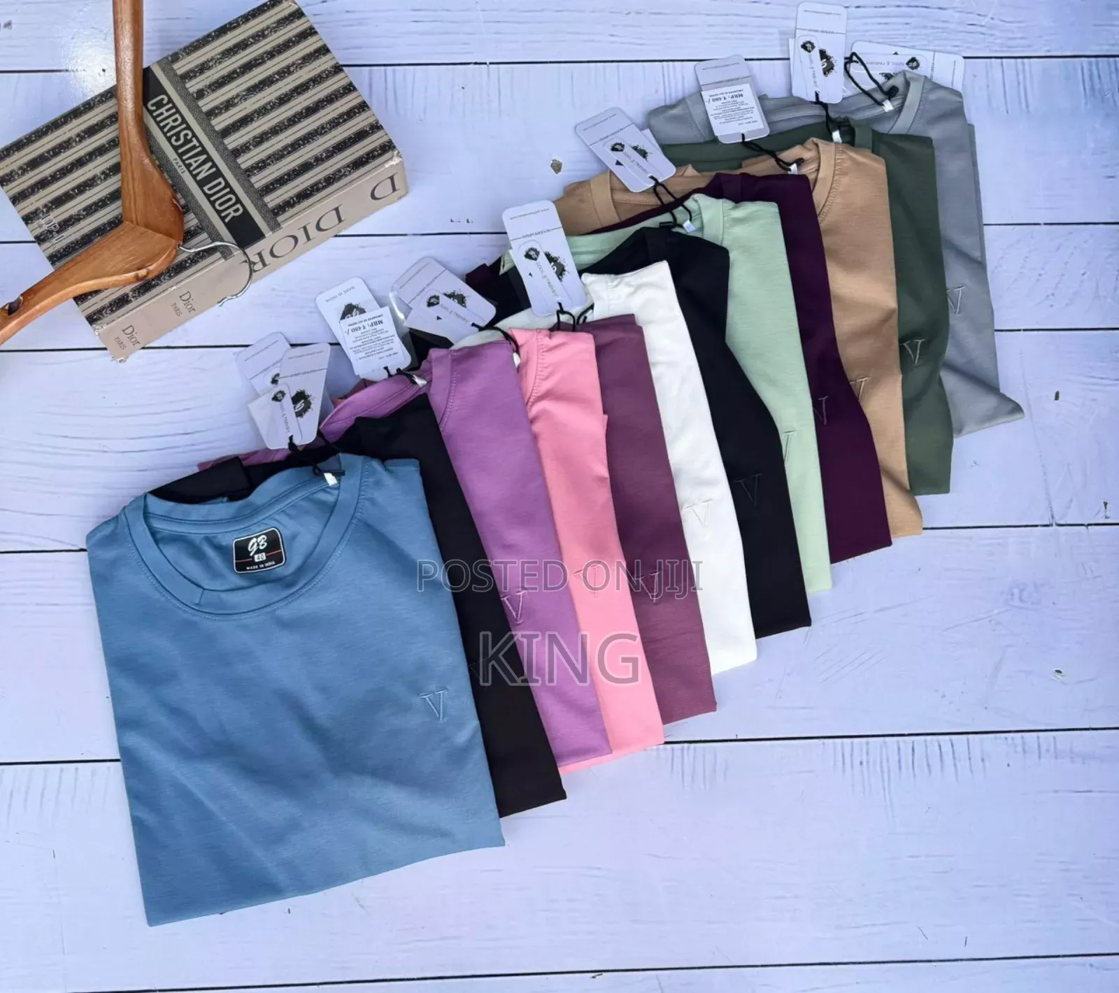 Unique T-Shirts in Crew Neck.