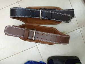 Amila Weightlifting Belt