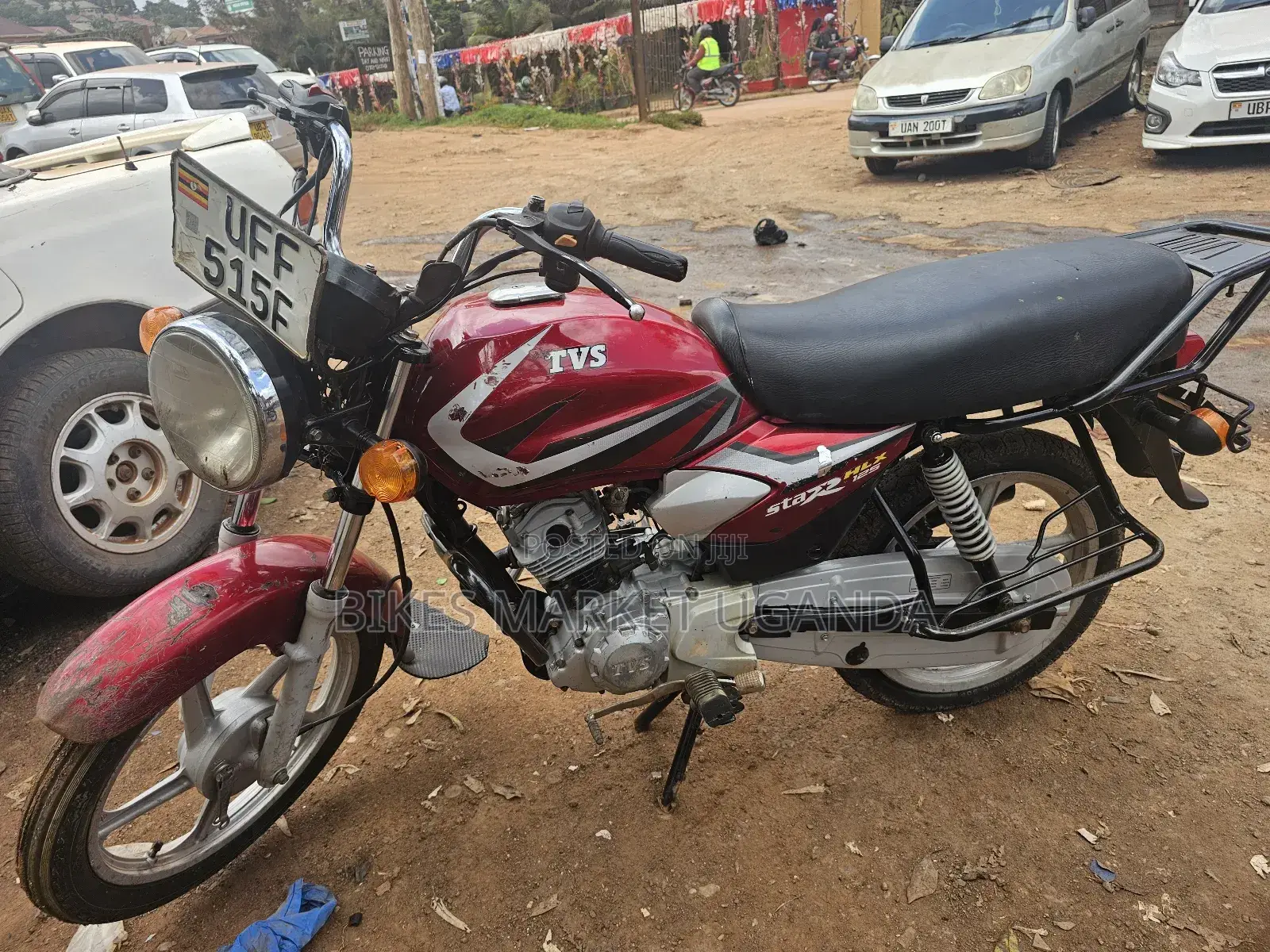 TVS HLX 125 2022 Red