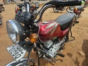 Bajaj Boxer 2024 Red