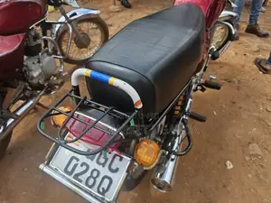 Bajaj Boxer 2024 Red