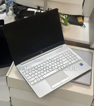 New Laptop HP 15S 8GB AMD Ryzen 5 SSD 256GB