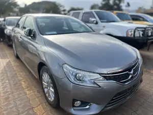 Toyota Mark X 2.5 AWD 2015 Silver