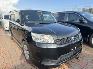 Toyota Corolla Rumion Hatchback 1.8 AWD 2011 Black