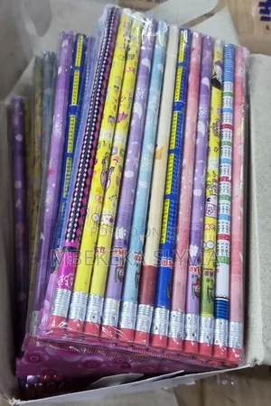Pencils School Pencils in Stationary Box of Dozens of Pen
