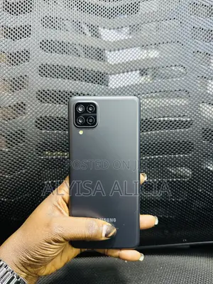 Samsung Galaxy A12 64 GB Black