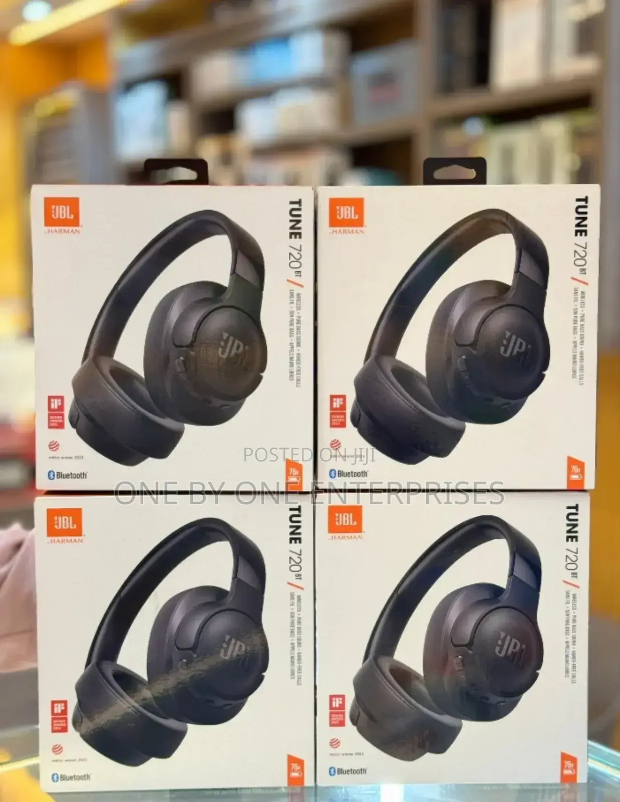 JBL Tune 720BTJBL Tune 720 BT Wireless Over-ear Headphones