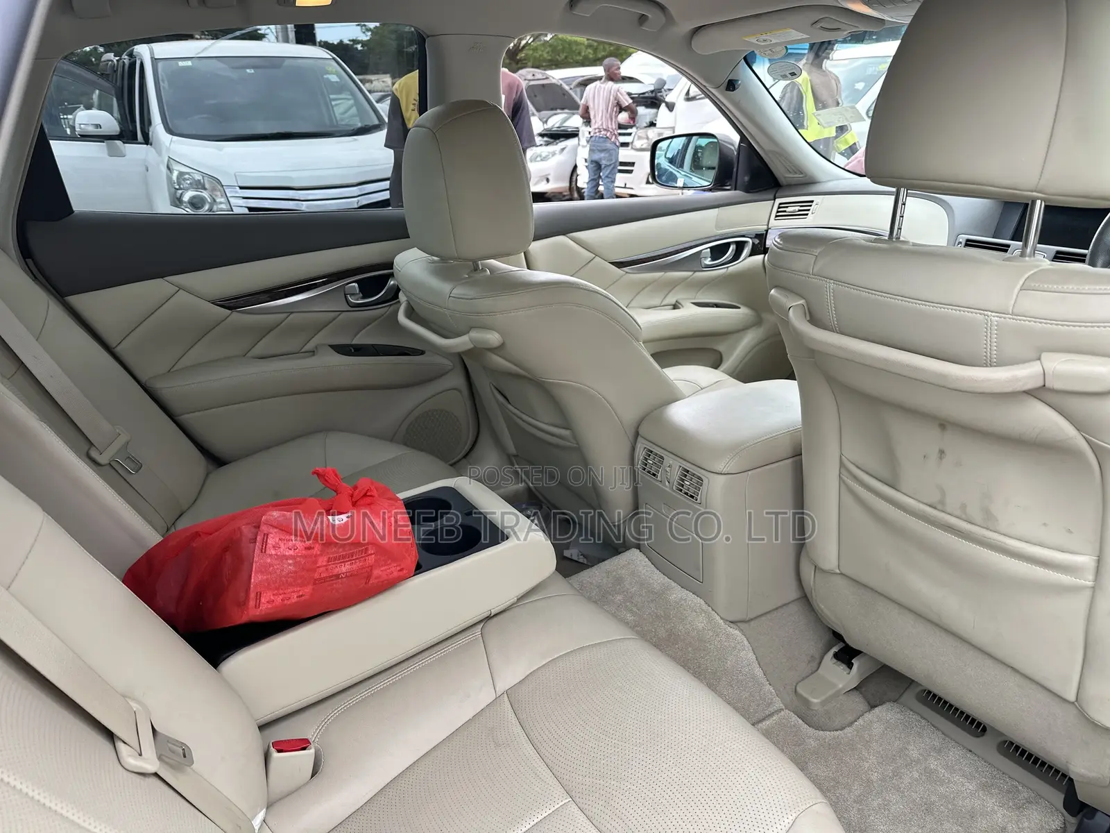 Nissan Fuga 2011 Gray