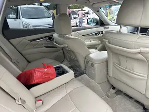 Nissan Fuga 2011 Gray