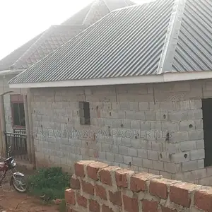 Affordable 2bedrooms One Livingroom Store Onsale in Buloba