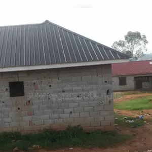 Affordable 2bedrooms One Livingroom Store Onsale in Buloba