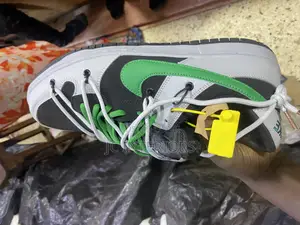 Nike Sneakers Lace Up