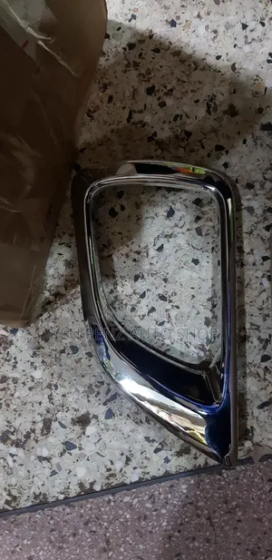 Nissan Navara Bumper Cover Kit