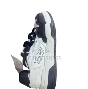Mo Gao Shoes