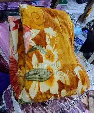 Alison Medium Blanket
