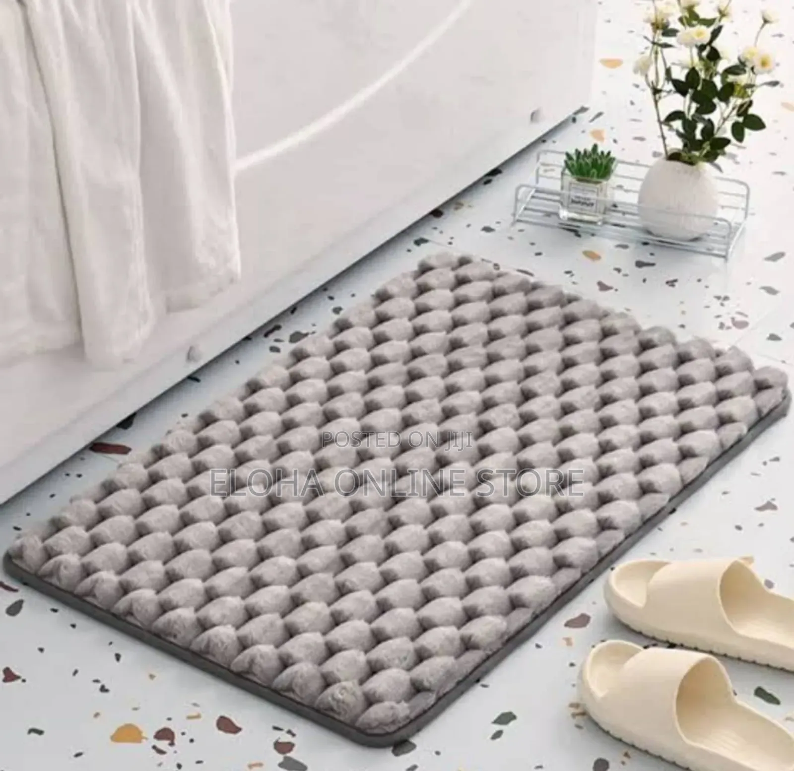 Ultra Soft Waffle Bath Mat