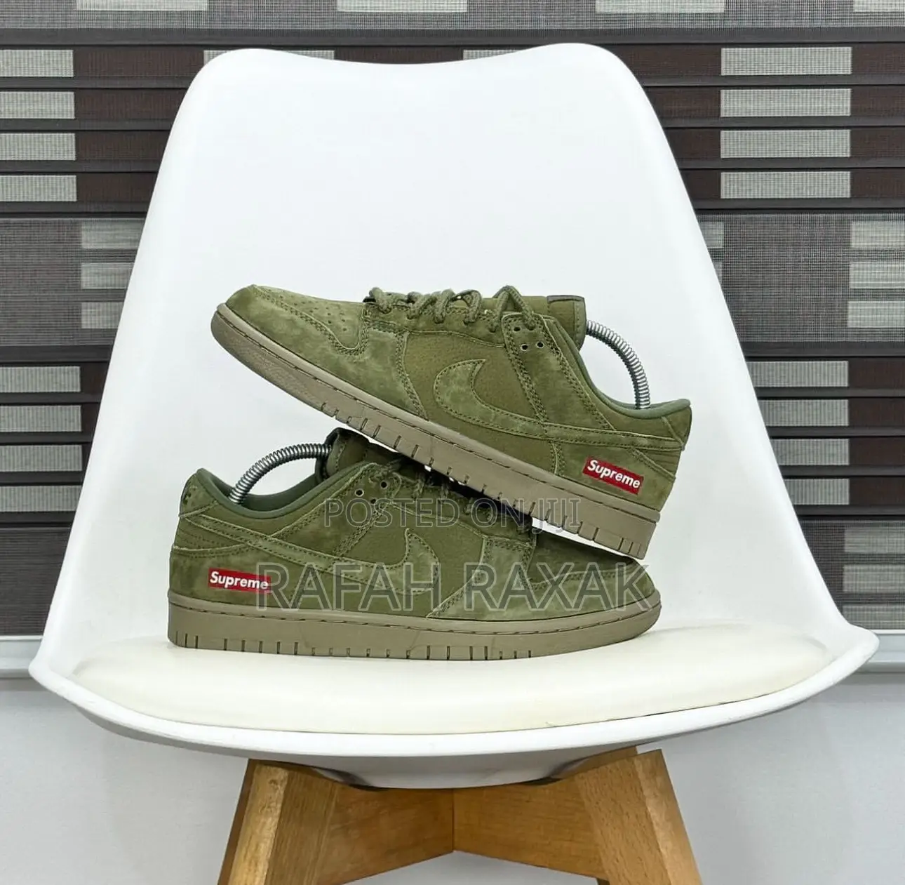 Original Green Nike SB Dunk Low X Supreme Sneakers
